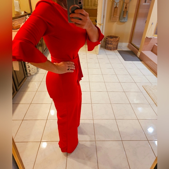 Womens Medium red half sleeve red Belted one piece pant jumpsuit with belt - Picture 6 of 12